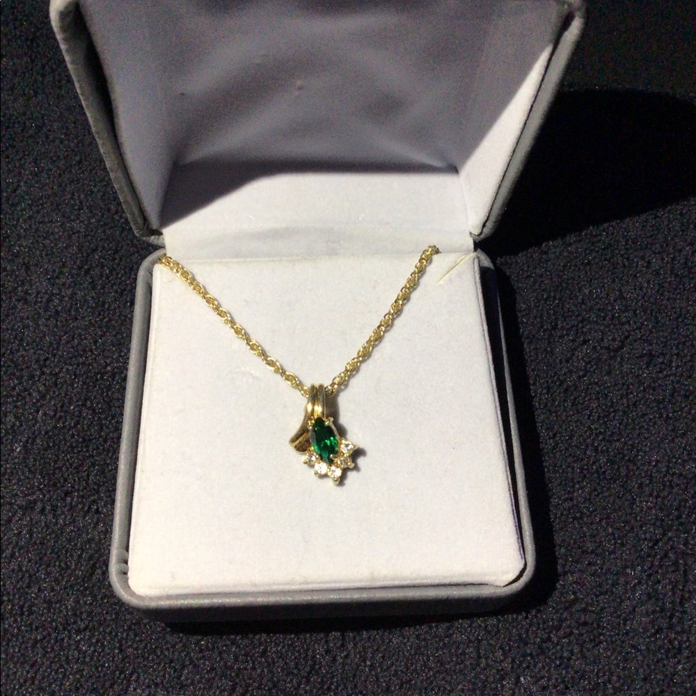14k gold plated Emerald Necklace 🍀🍀🍀